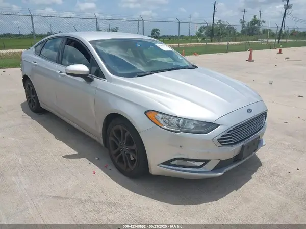 3FA6P0H71JR225302 2018 FORD FUSION - Image 1