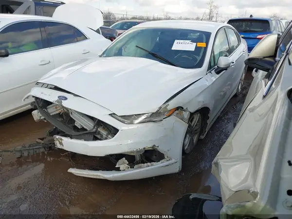 3FA6P0H71JR253620 2018 FORD FUSION - Image 2