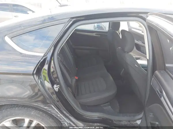 3FA6P0H71JR270983 2018 FORD FUSION - Image 8