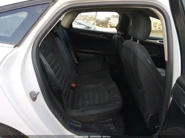 3FA6P0H71KR203060 2019 FORD FUSION - Image 8