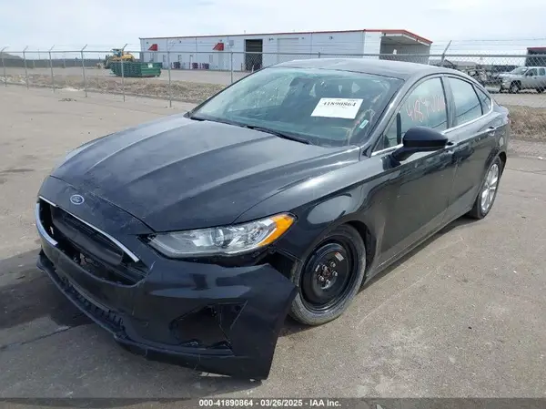 3FA6P0H71KR255482 2019 FORD FUSION - Image 2