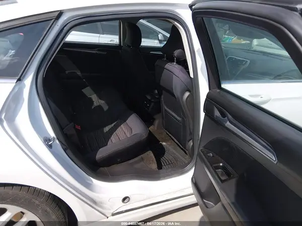 3FA6P0H72GR106070 2016 FORD FUSION - Image 8
