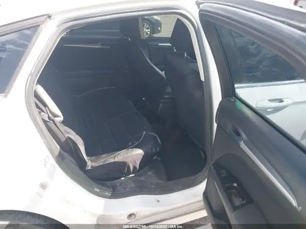 3FA6P0H72GR117361 2016 FORD FUSION - Image 8