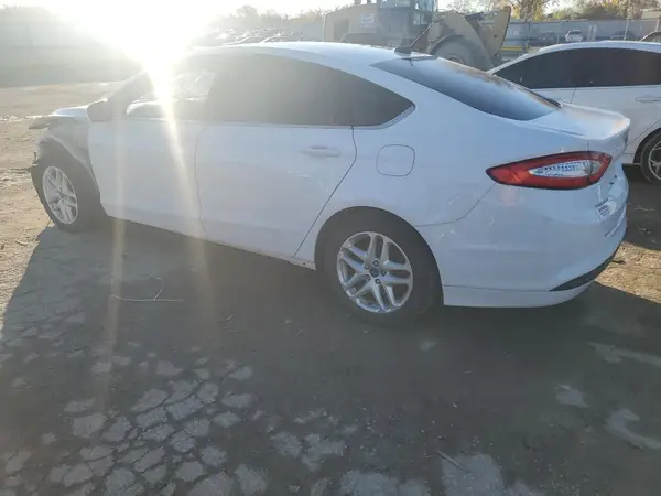3FA6P0H72GR133463 2016 FORD FUSION - Image 2