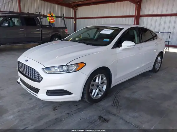 3FA6P0H72GR152806 2016 FORD FUSION - Image 2