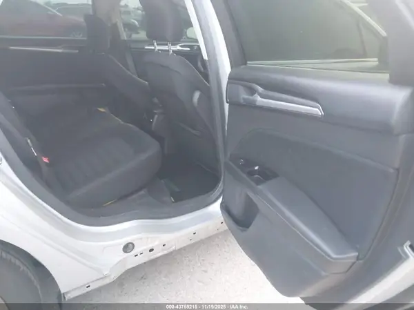 3FA6P0H72GR199978 2016 FORD FUSION - Image 8