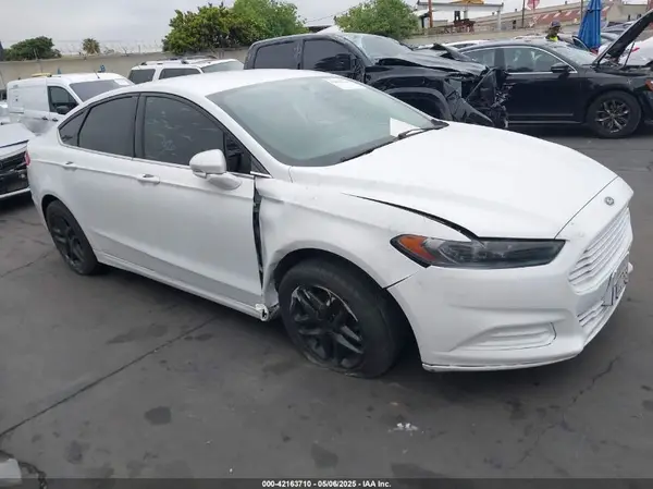 3FA6P0H72GR216018 2016 FORD FUSION - Image 1