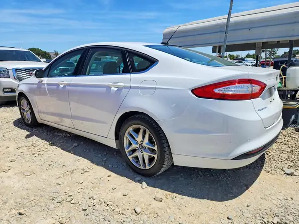 3FA6P0H72GR240545 2016 FORD FUSION - Image 2