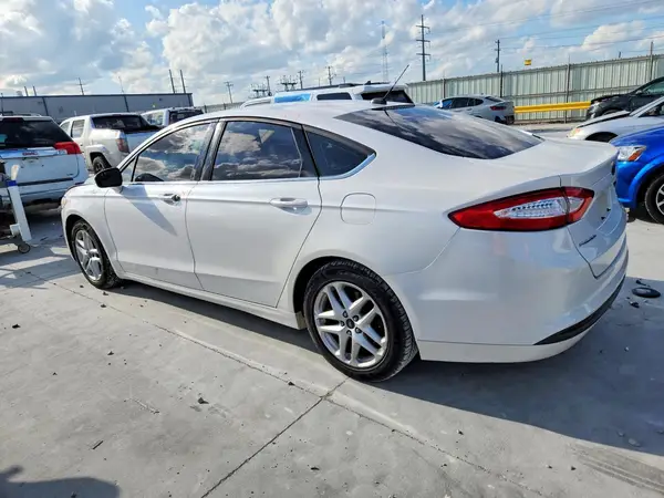 3FA6P0H72GR331055 2016 FORD FUSION - Image 2