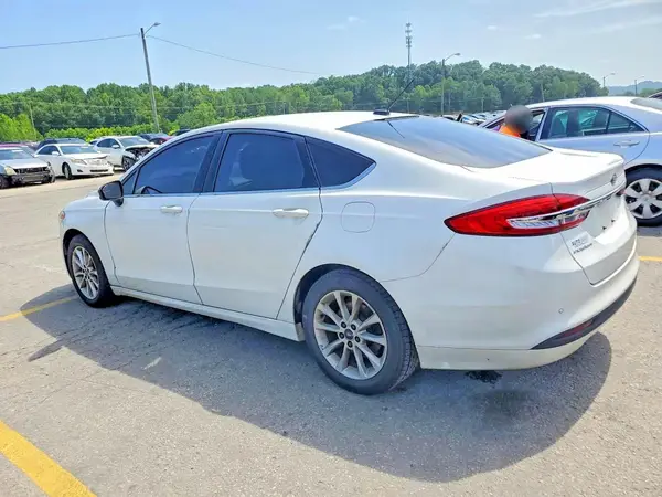 3FA6P0H72HR103252 2017 FORD FUSION - Image 2
