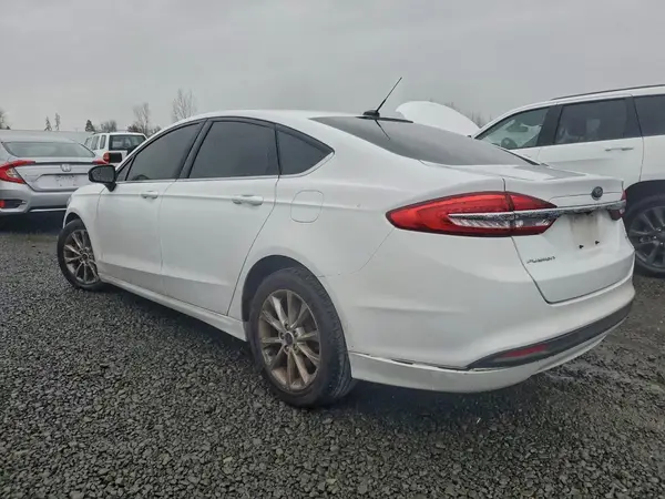 3FA6P0H72HR111075 2017 FORD FUSION - Image 2
