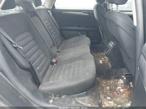 3FA6P0H72HR111805 2017 FORD FUSION - Image 8
