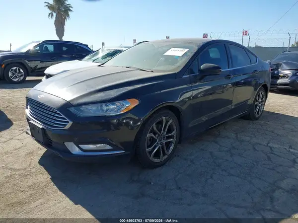 3FA6P0H72HR141953 2017 FORD FUSION - Image 2