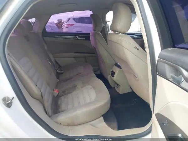 3FA6P0H72HR143573 2017 FORD FUSION - Image 8