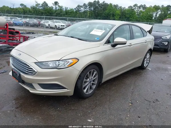 3FA6P0H72HR161071 2017 FORD FUSION - Image 2