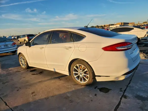 3FA6P0H72HR164231 2017 FORD FUSION - Image 2