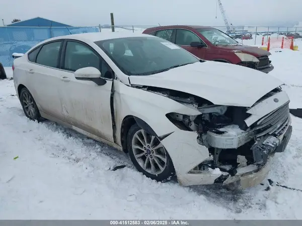 3FA6P0H72HR171390 2017 FORD FUSION - Image 1