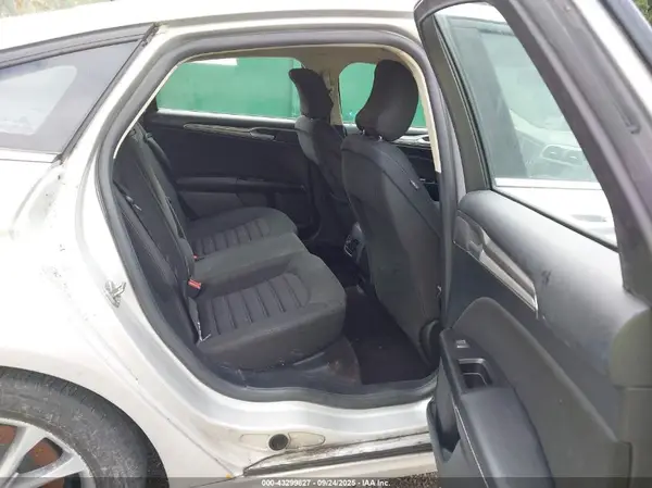 3FA6P0H72HR171471 2017 FORD FUSION - Image 8