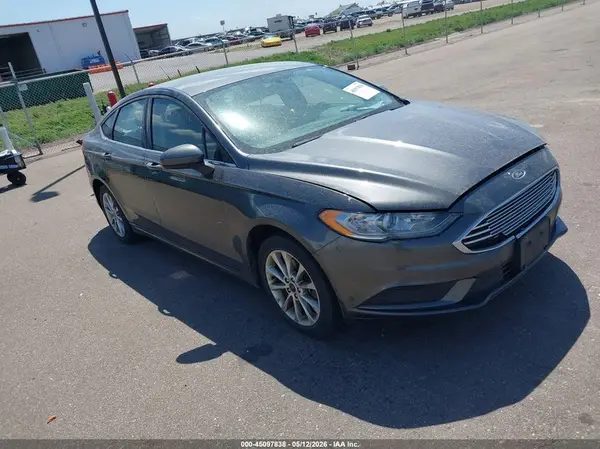 3FA6P0H72HR181580 2017 FORD FUSION - Image 1