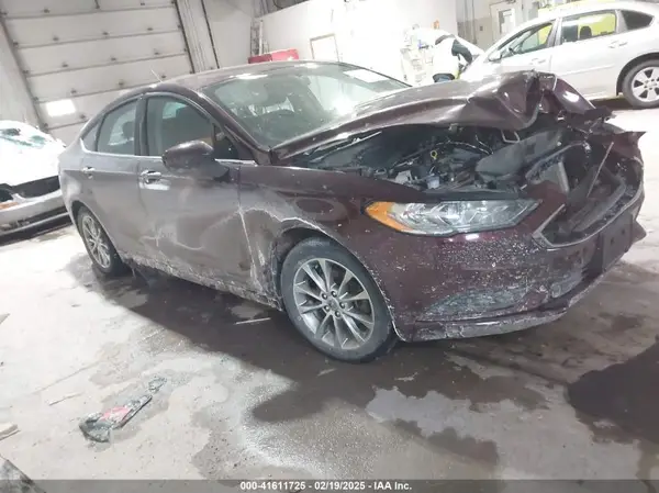 3FA6P0H72HR187170 2017 FORD FUSION - Image 1