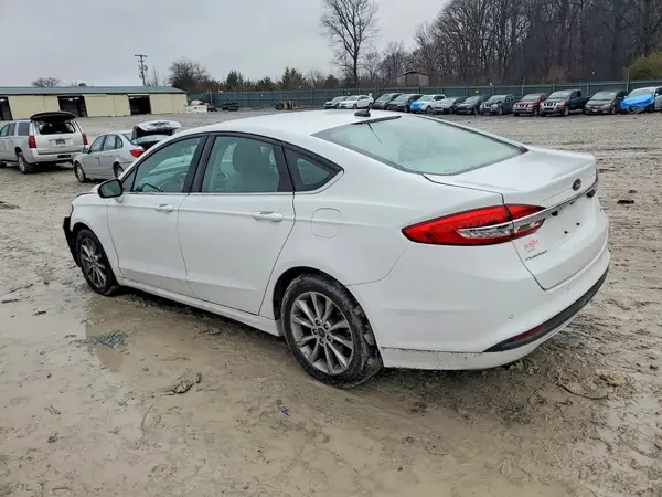 3FA6P0H72HR196211 2017 FORD FUSION - Image 2