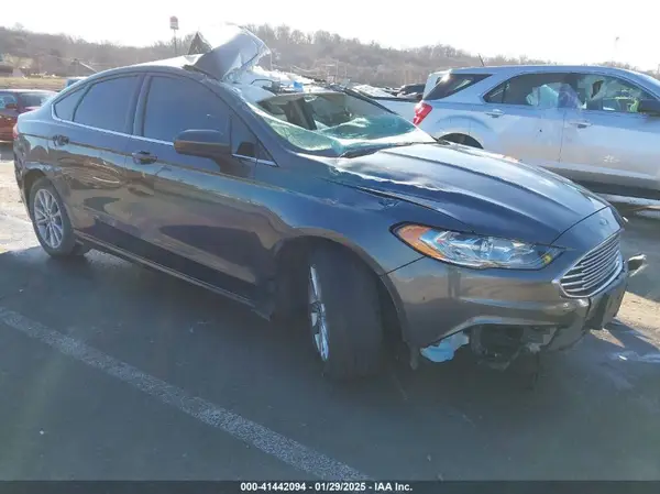 3FA6P0H72HR201309 2017 FORD FUSION - Image 1