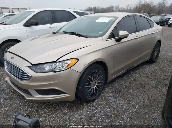 3FA6P0H72HR202220 2017 FORD FUSION - Image 2
