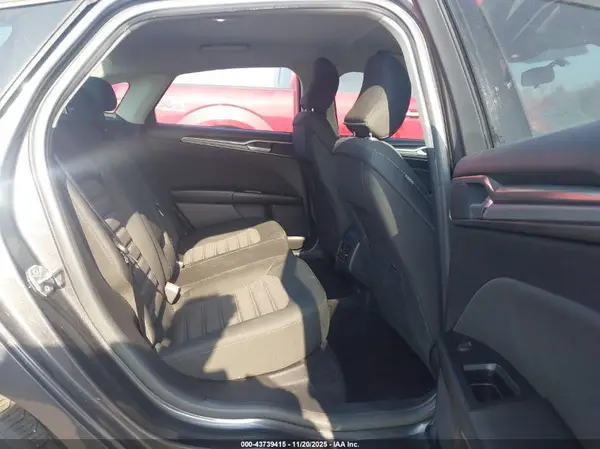 3FA6P0H72HR203769 2017 FORD FUSION - Image 8