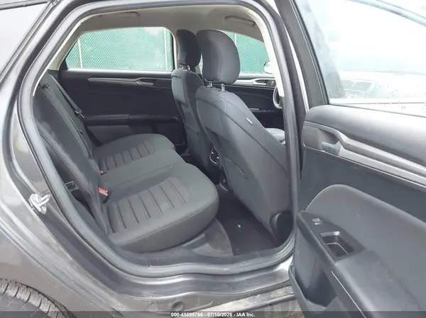 3FA6P0H72HR204033 2017 FORD FUSION - Image 8