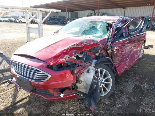 3FA6P0H72HR204887 2017 FORD FUSION - Image 2
