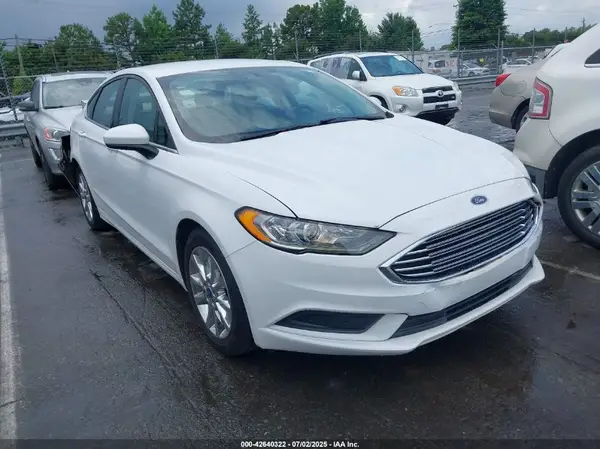 3FA6P0H72HR219101 2017 FORD FUSION - Image 1