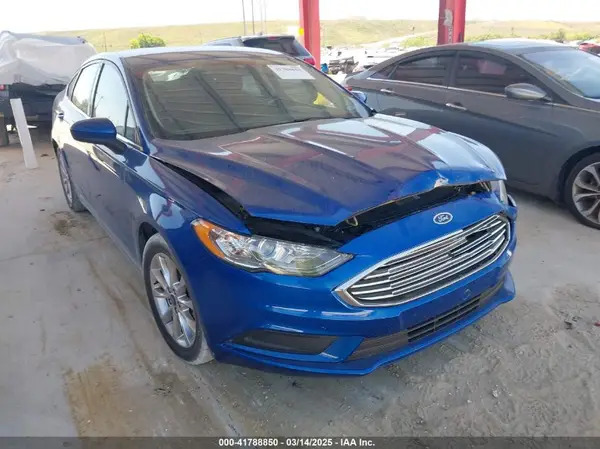 3FA6P0H72HR219261 2017 FORD FUSION - Image 1