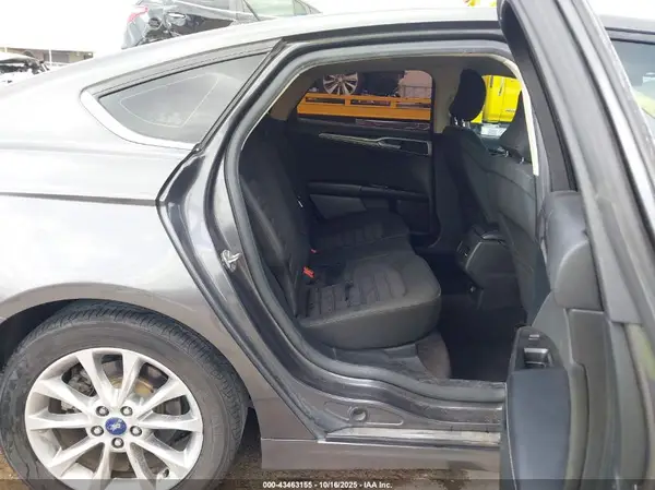 3FA6P0H72HR221897 2017 FORD FUSION - Image 8