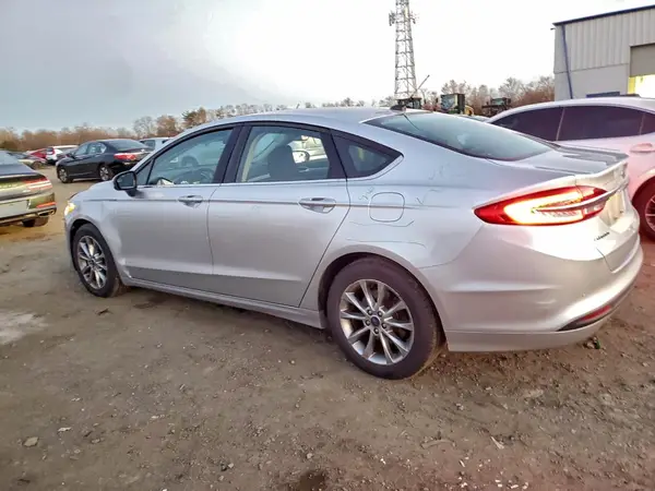 3FA6P0H72HR225464 2017 FORD FUSION - Image 2