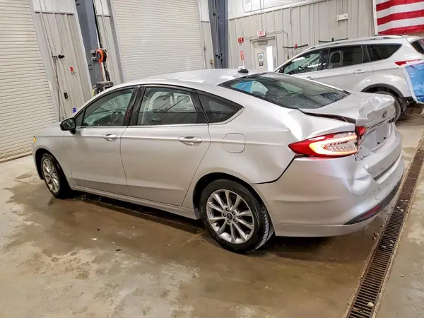 3FA6P0H72HR235654 2017 FORD FUSION - Image 2
