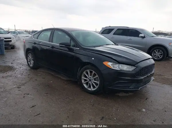 3FA6P0H72HR253829 2017 FORD FUSION - Image 1