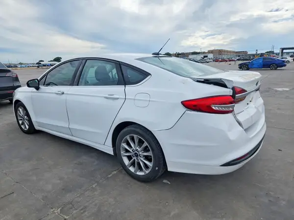3FA6P0H72HR317433 2017 FORD FUSION - Image 2