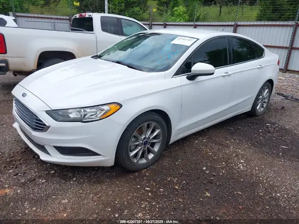 3FA6P0H72HR329758 2017 FORD FUSION - Image 2