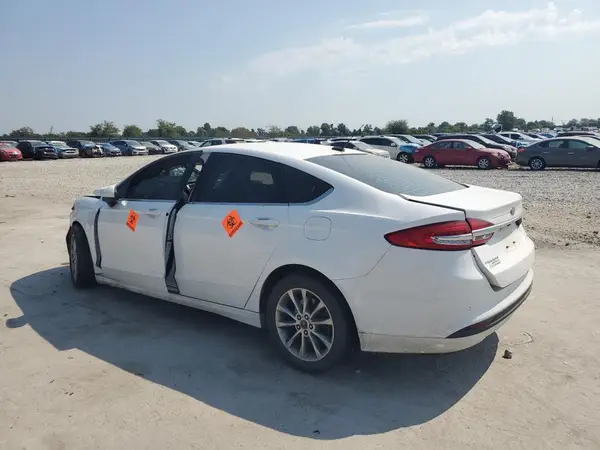 3FA6P0H72HR356071 2017 FORD FUSION - Image 2