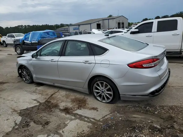 3FA6P0H72HR370035 2017 FORD FUSION - Image 2