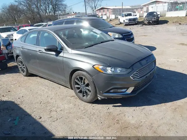 3FA6P0H72HR370360 2017 FORD FUSION - Image 1