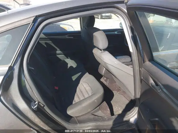 3FA6P0H72HR370360 2017 FORD FUSION - Image 8