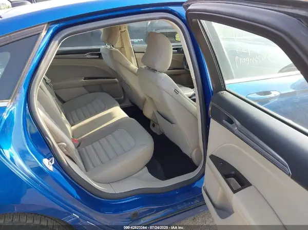 3FA6P0H72HR383142 2017 FORD FUSION - Image 8