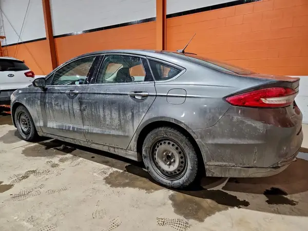 3FA6P0H72HR389569 2017 FORD FUSION - Image 2
