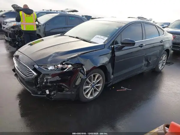 3FA6P0H72HR392746 2017 FORD FUSION - Image 2