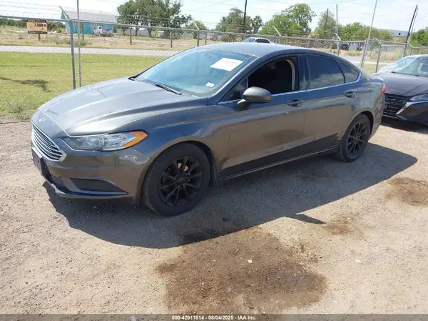 3FA6P0H72HR406824 2017 FORD FUSION - Image 2
