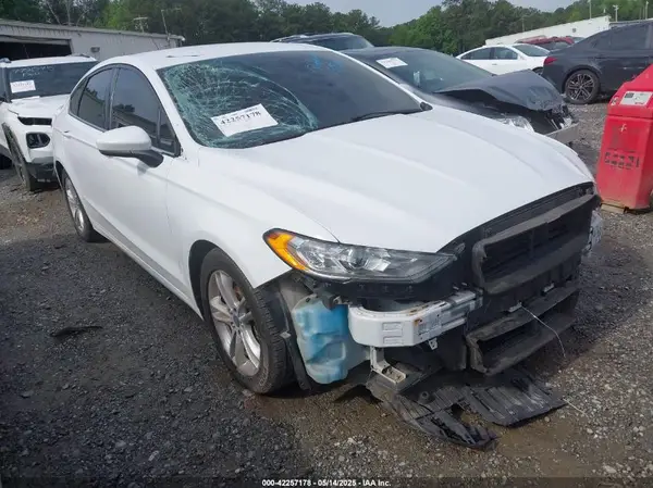 3FA6P0H72JR171038 2018 FORD FUSION - Image 1