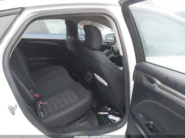 3FA6P0H72JR176109 2018 FORD FUSION - Image 8