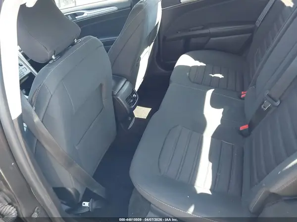 3FA6P0H72JR191807 2018 FORD FUSION - Image 8