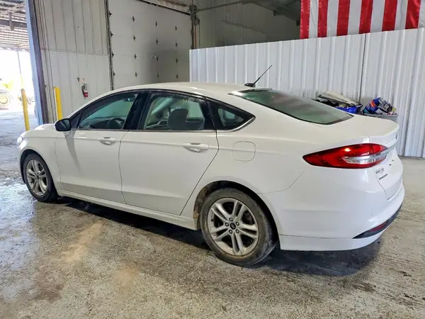 3FA6P0H72JR271804 2018 FORD FUSION - Image 2